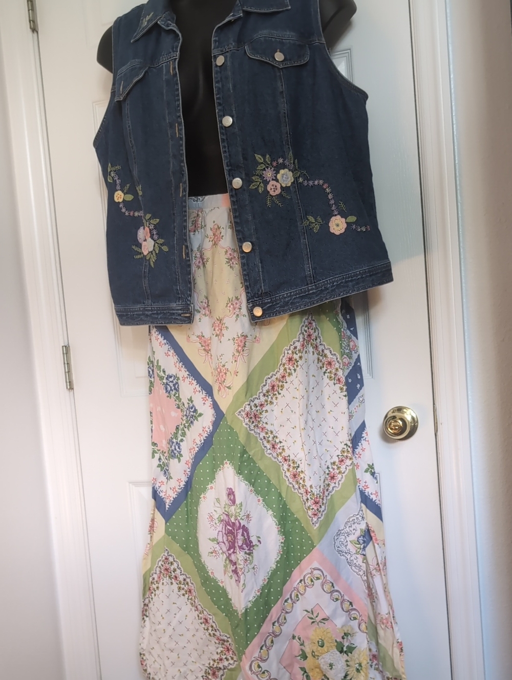 Vintage Susan Bristol Pastel Floral Gathered Waist Skirt And Vest Set